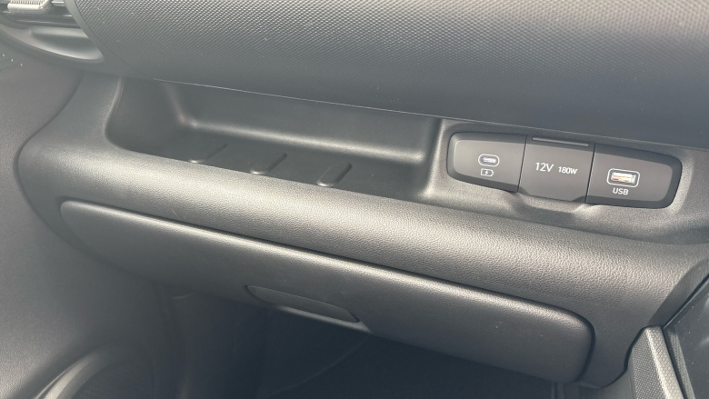 Hyundai INSTER 71kW 01 42kWh 5dr Auto Electric Hatchback